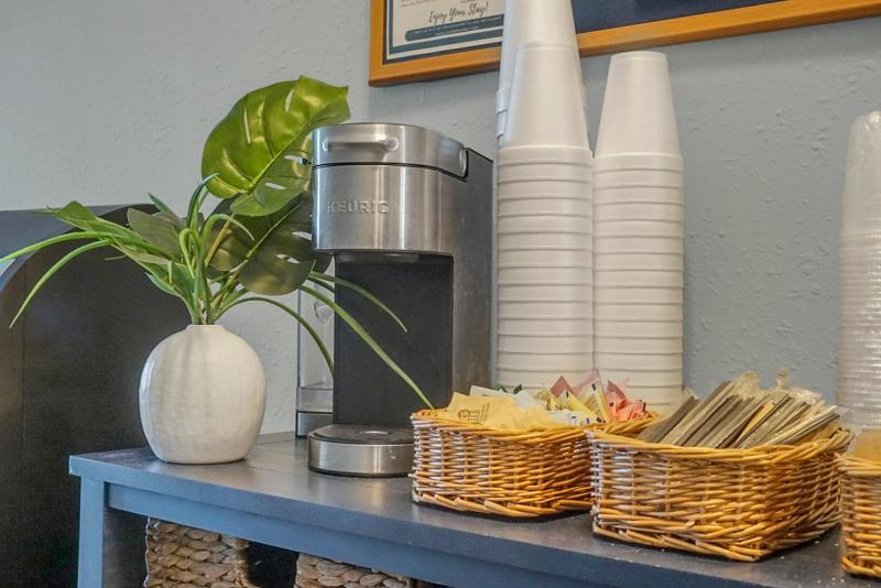 Carolina Beach Inn - image 36
