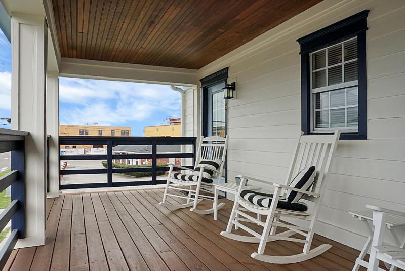 Carolina Beach Inn - image 31