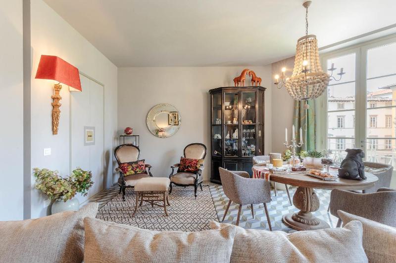 PUCCINI PENTHOUSE with Terrace inside Lucca - image 22