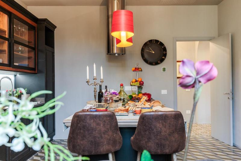 PUCCINI PENTHOUSE with Terrace inside Lucca - image 32