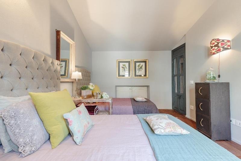 PUCCINI PENTHOUSE with Terrace inside Lucca - image 44