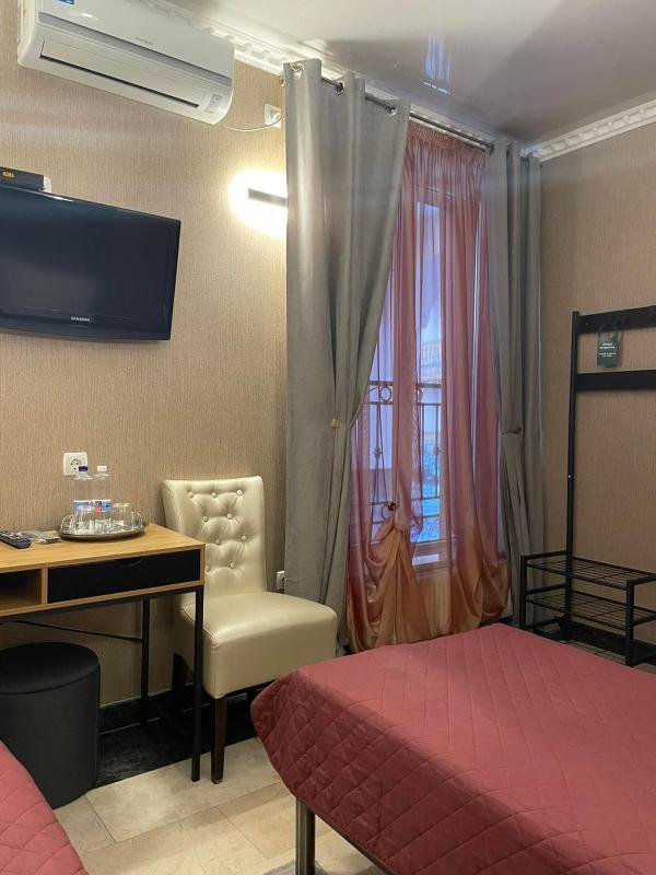 Budget Twin Room image 2