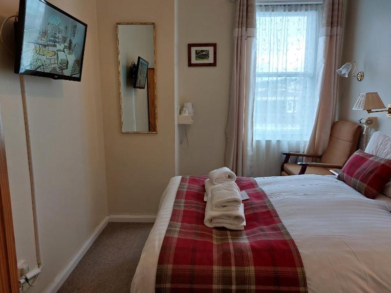 Standard Double Room image 2