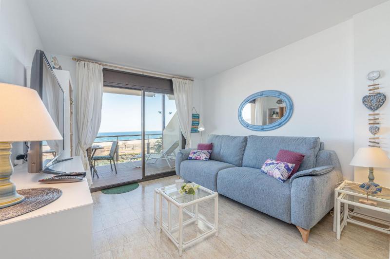 Apart-rent Apartamento Mirablau 0085 con vista al mar - image 36