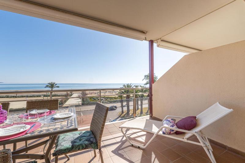 Apart-rent Apartamento Mirablau 0085 con vista al mar - image 2