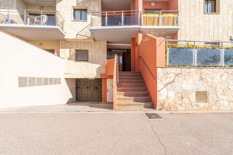 Apart-rent Apartamento Mirablau 0085 con vista al mar - image 19