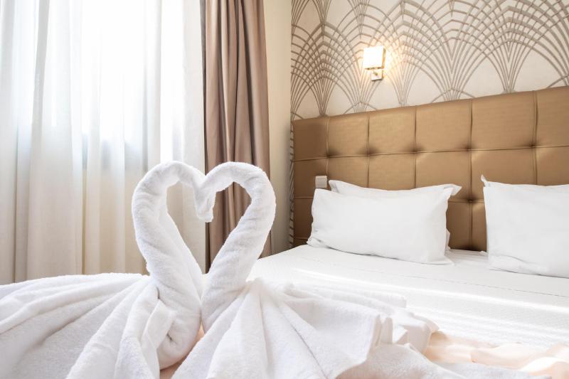 Double or Twin Room image 1