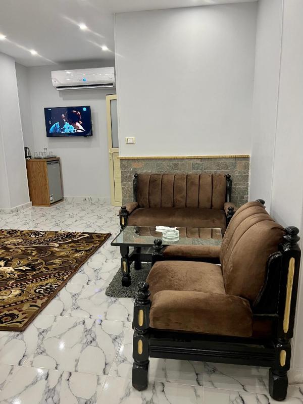 Life Pyramids Inn - image 16