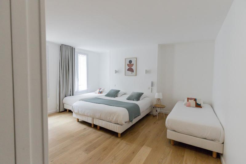 Quadruple Room image 1