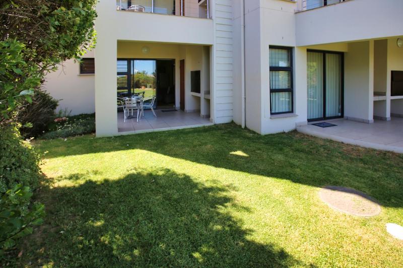Ellefsen Golf Suite 103 Langebaan 4-sleeper - image 11