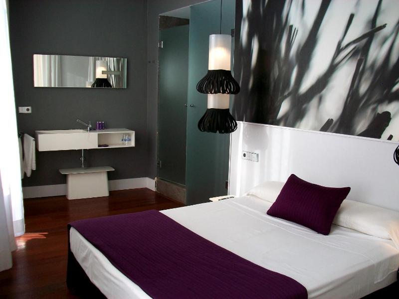 Khu Hotel - image 10