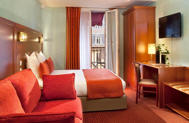 Executive Double Room image 4