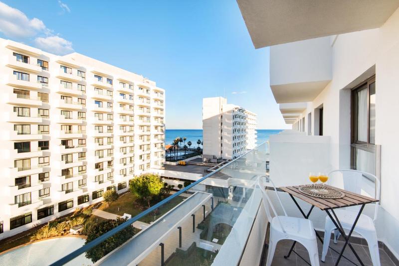 ALOHA MARINA Private APARTMENT 1st line Ocean Beach CARIHUELA - image 15