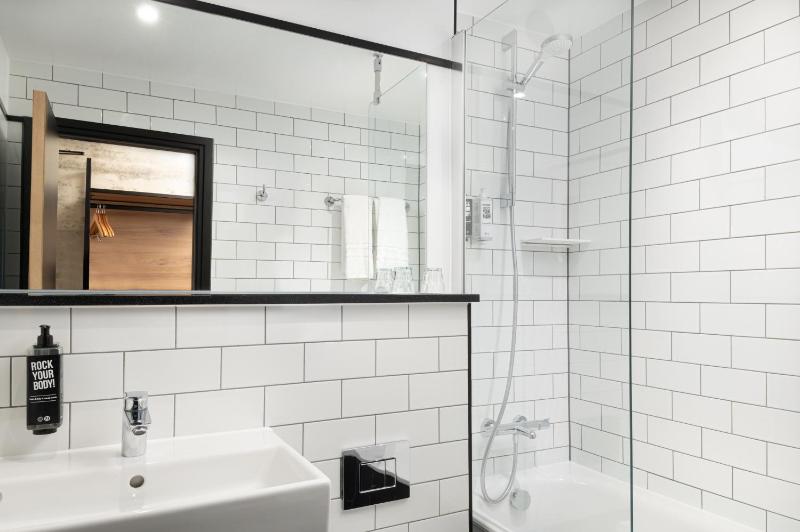 Superior Family Room with One Queen Bed and Sofa Bed image 2