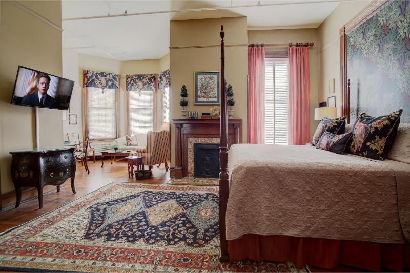 Forsyth Park Inn - image 12