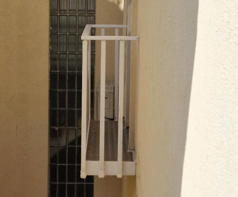 Single Room with Balcony image 2
