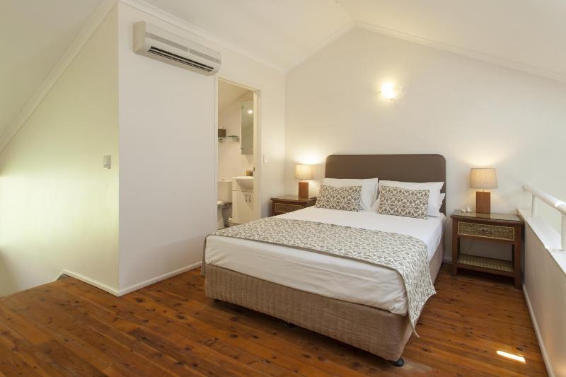 Coral Sea Villas - image 3