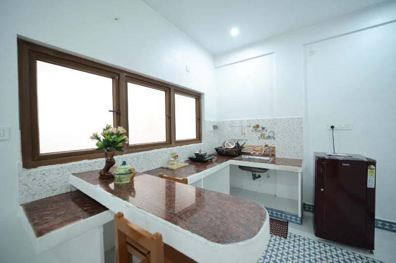 Le Pondy Homestay White Town - image 14