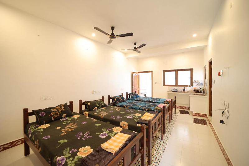 Le Pondy Home Stay - image 34