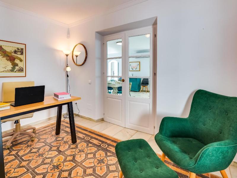 Puerto Banús Dreamed Villa Monelos - image 13