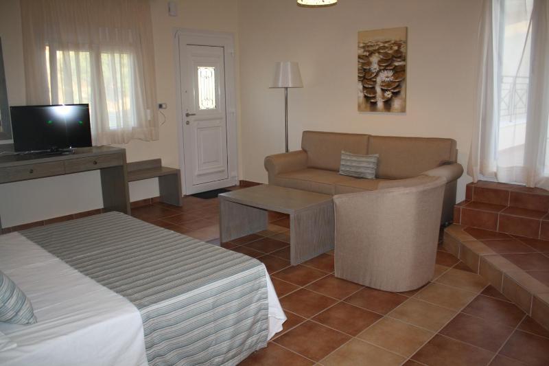 Studio Apartment with Partial Sea View image 1