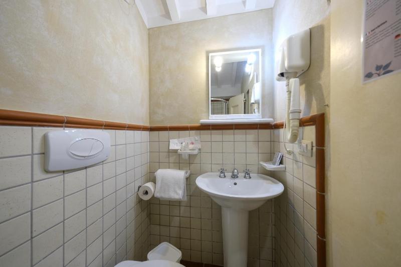 Triple Room image 2