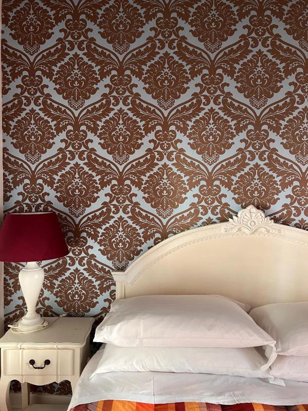 Deluxe Double Room image 4