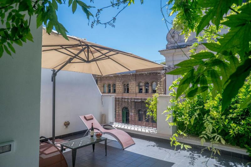 Penthouse on 2 levels with Terrace (vicolo del Bologna, 39) image 1