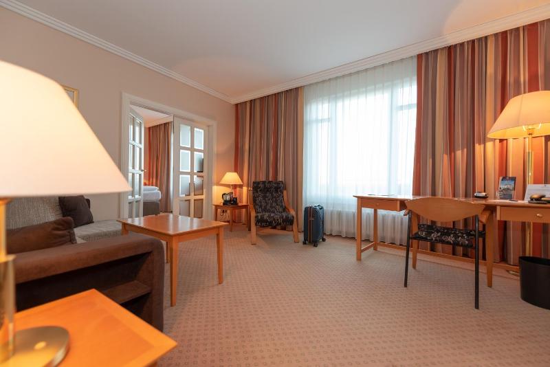 Junior Suite image 3