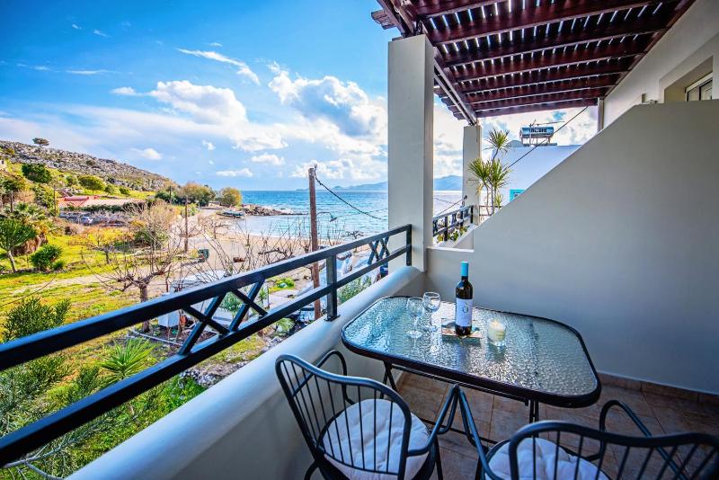 Apartment with Mountain View image 4