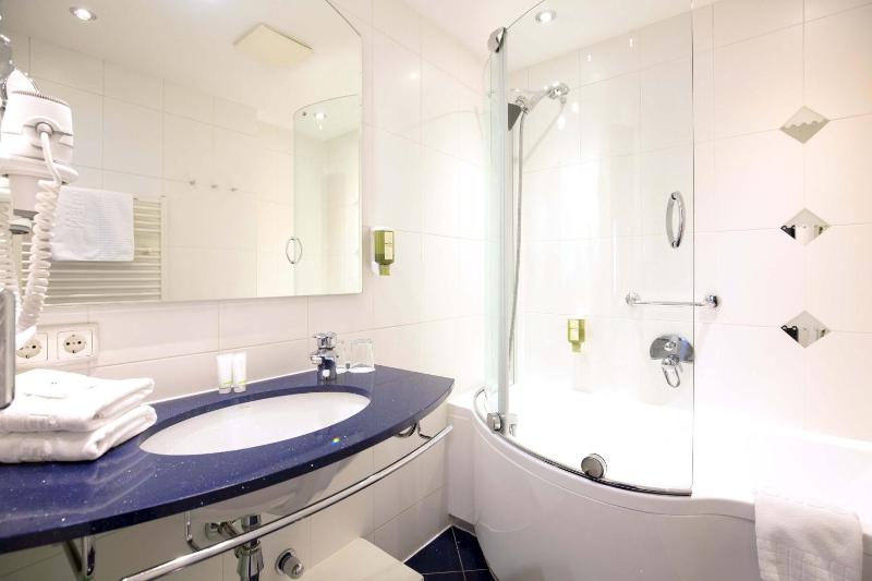 Small Double Room with River View image 3
