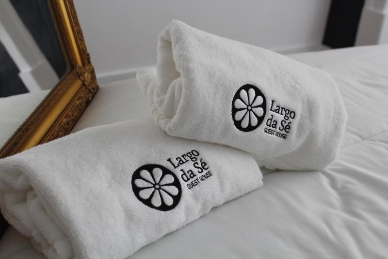 Deluxe Suit - Interior image 1