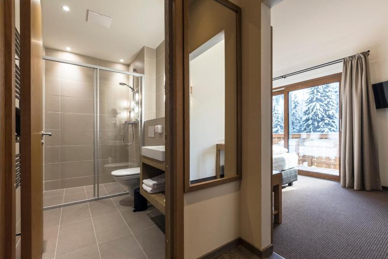 Premium  Room image 3