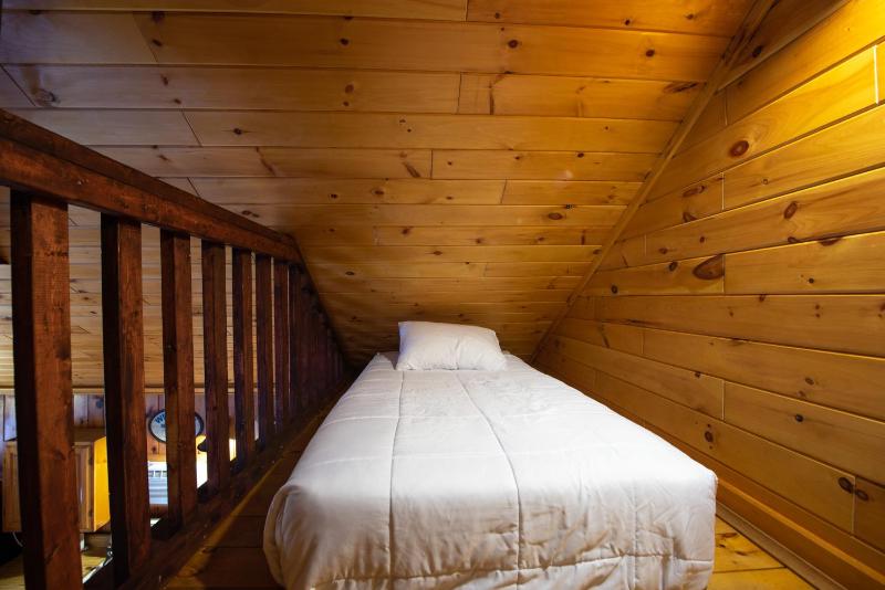 One-Bedroom Cottage image 4