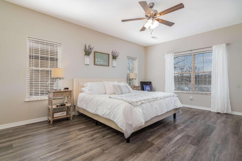 Sunset at Watersedge Condo - image 37
