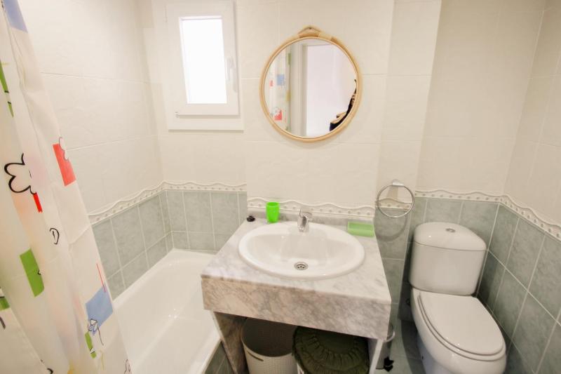 Isabel - modern apartment in the center of Moraira - image 16