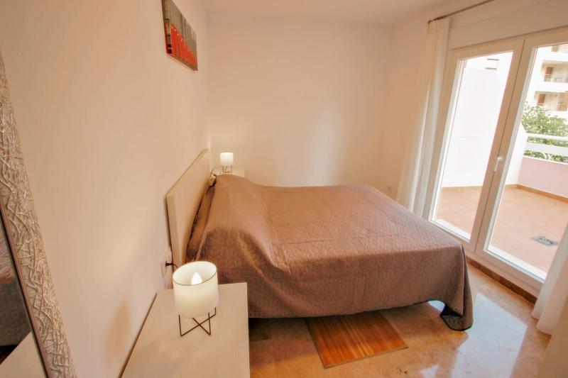 Isabel - modern apartment in the center of Moraira - image 17