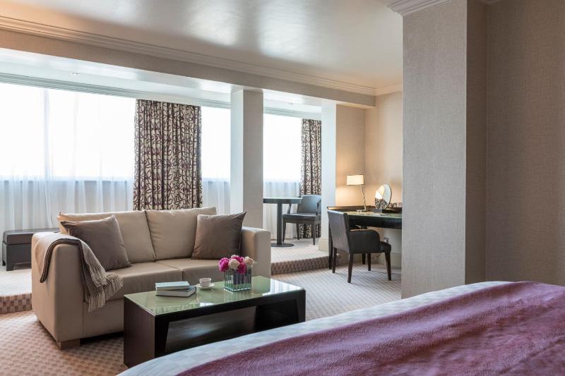 Junior Suite image 3