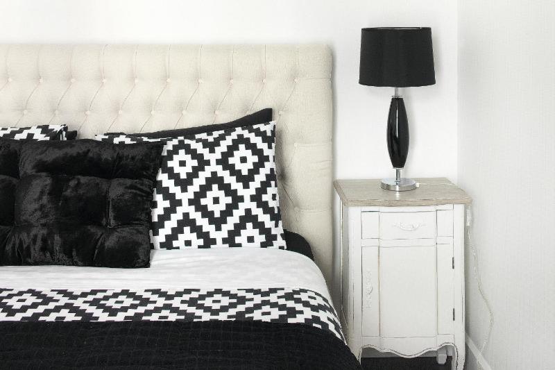 Superior Three-Bedroom Apartment image 2