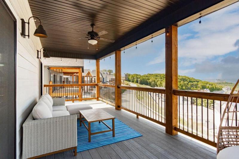 Chalet 1896 at Table Rock Lake - image 34