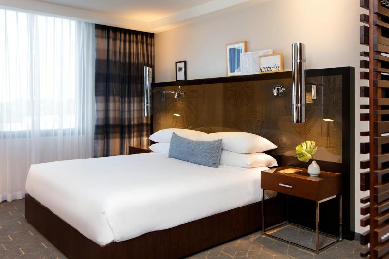 King Room image 4