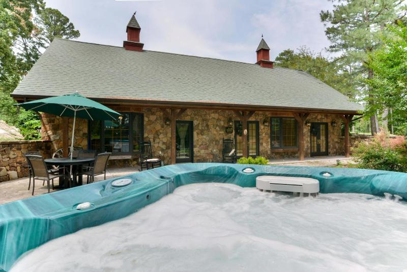 Two-Bedroom Holiday Home image 1