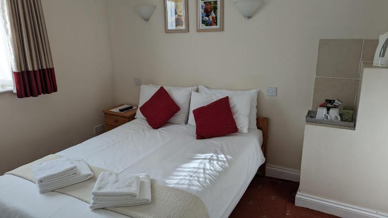 Room 1 image 4