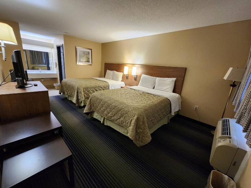 Double Room image 1