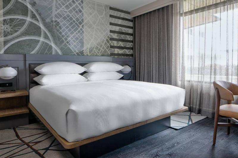 Marriott Dallas Uptown - image 13