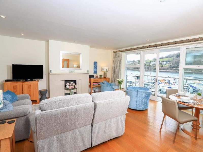 15 Dart Marina - image 6