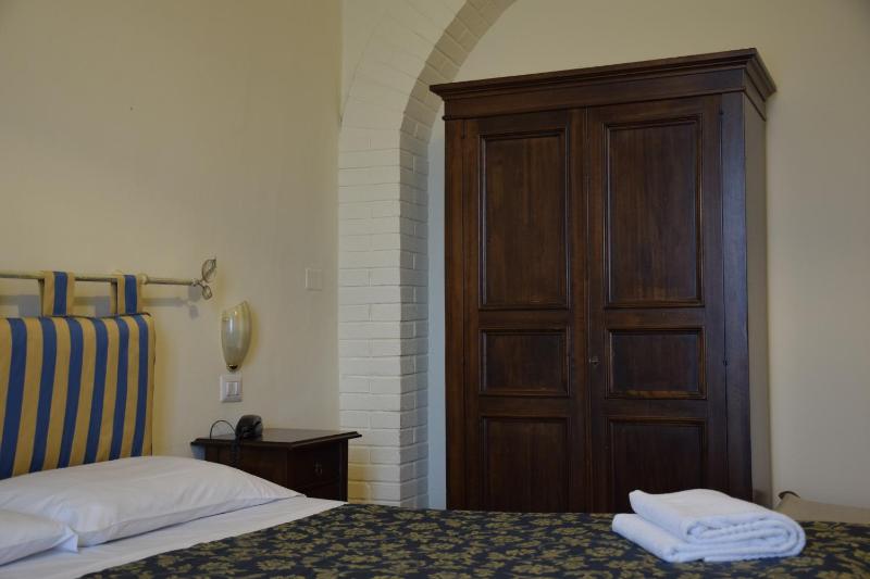 Budget Double Room image 2