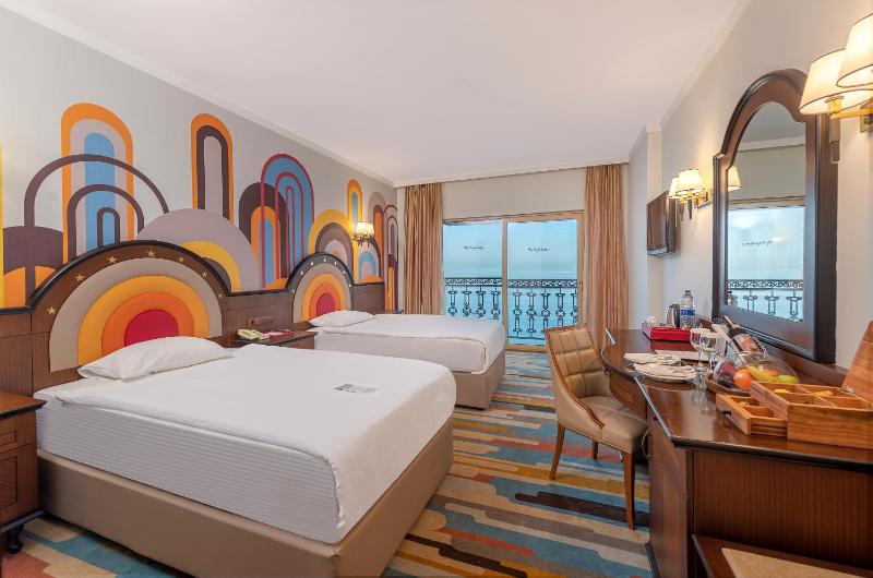 Deluxe Standard Room Sea View image 1