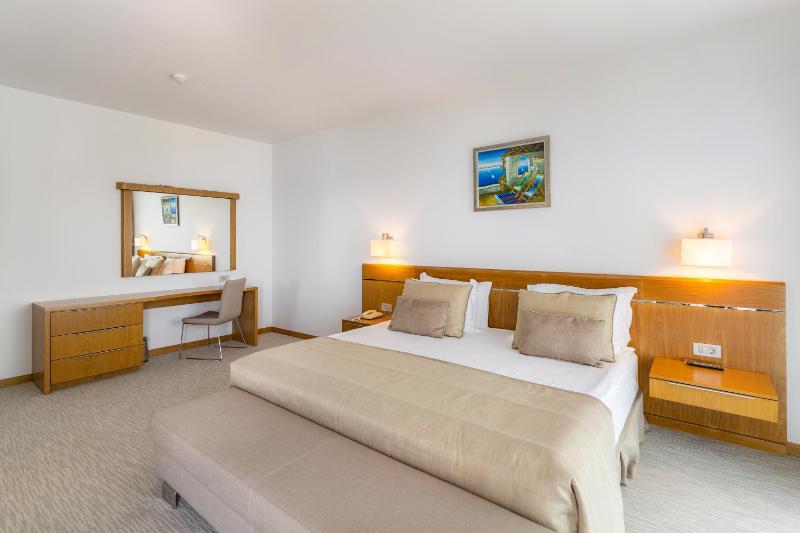 King Suite image 3
