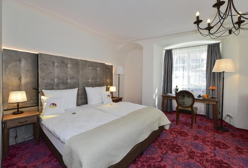 Suite Modern image 4